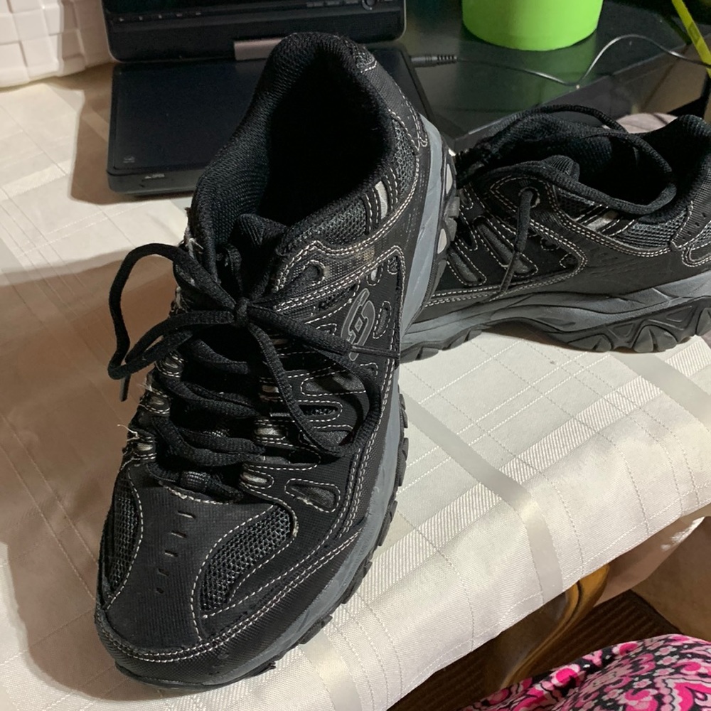 Men’s Reebok athletic shoes